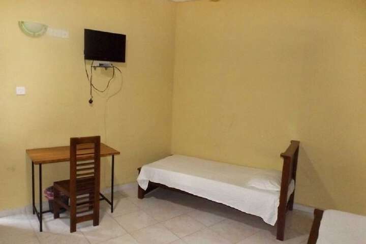 Room 2 of 19
