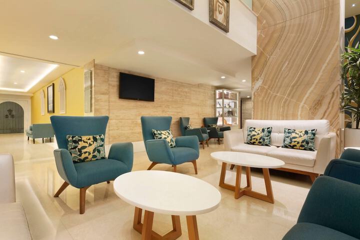Lobby Entry