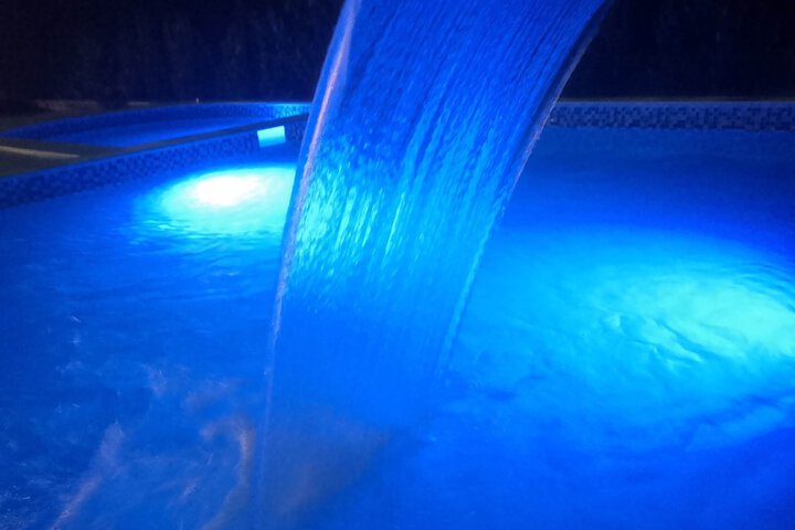 Pool 72 of 81