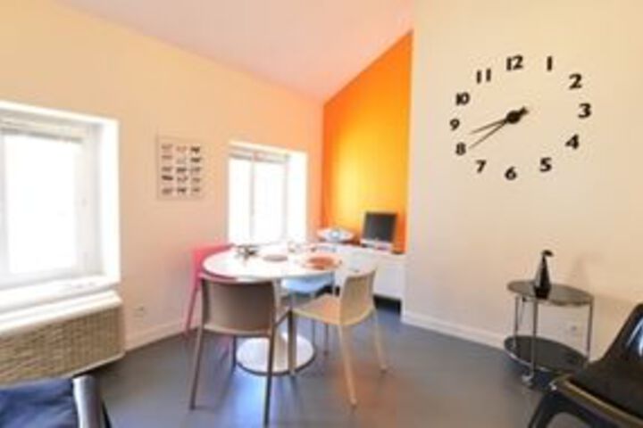 Room 7 of 8