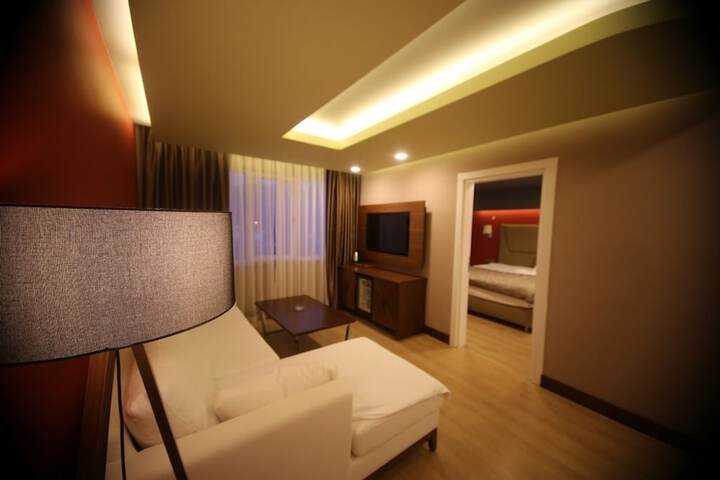 Room 17 of 44