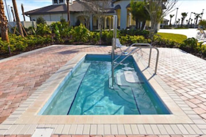 Pool 21 of 35