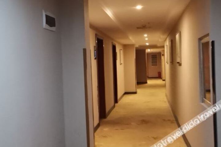 Hotel Interior 4 of 11