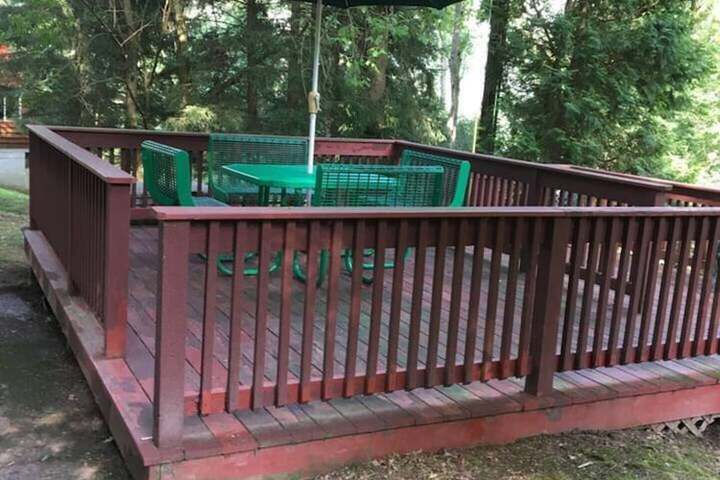 Property Grounds 24 of 27