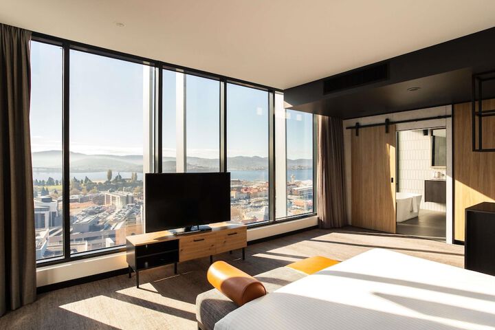 Room 67 of 172
