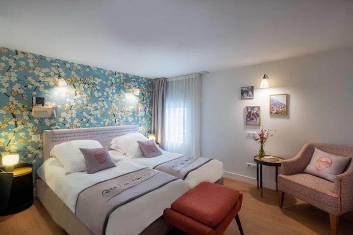 Room 14 of 48