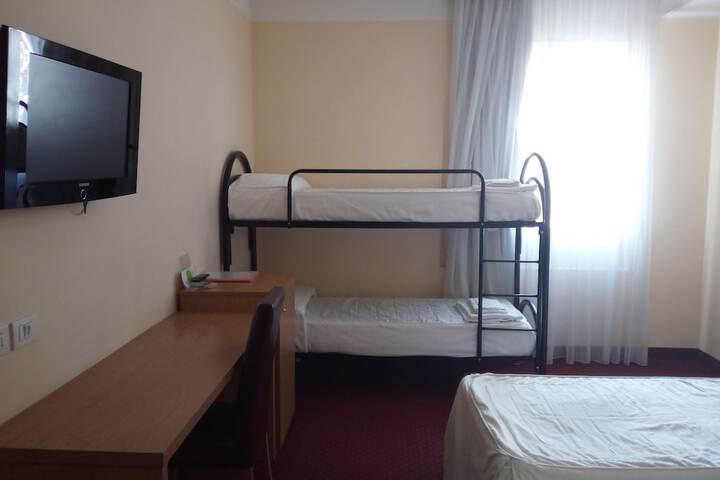 Room 13 of 50