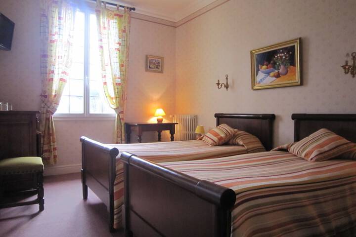 Room 10 of 52
