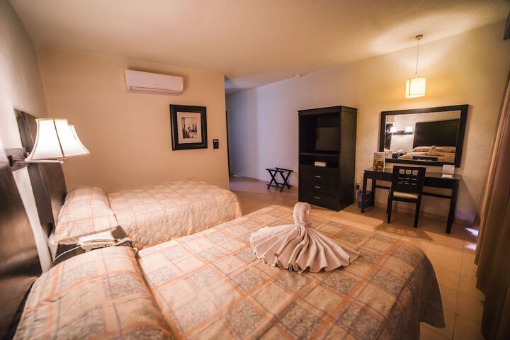 Room 14 of 36