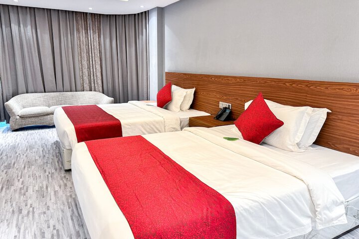 Room 8 of 26