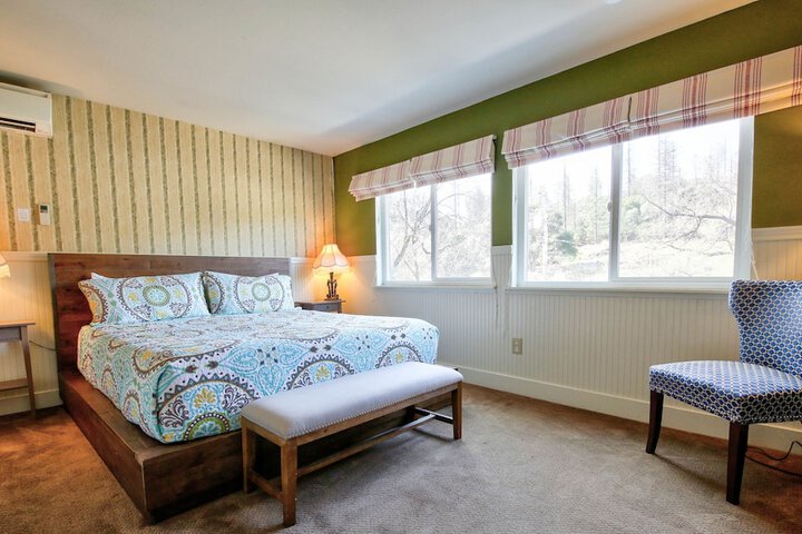 Room 19 of 42