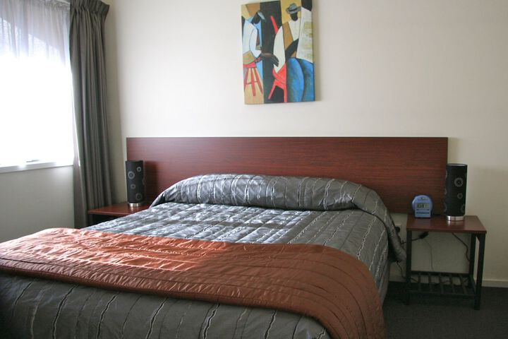 Room 3 of 51
