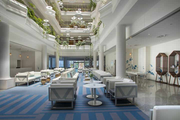 Hotel Interior 9 of 79