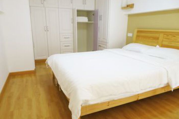 Room 20 of 32