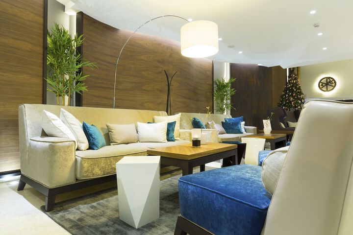 Hotel Lobby
