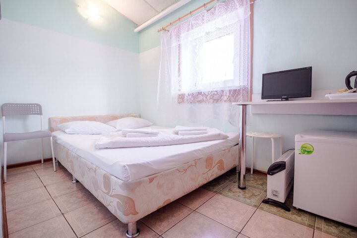 Room 32 of 73
