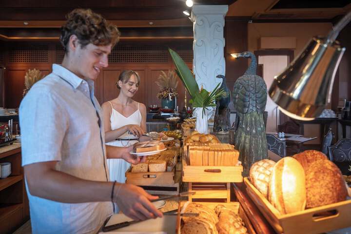 Dining 186 of 257