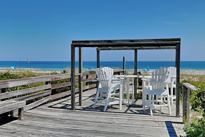 Sea Strapped by Topsail Realty