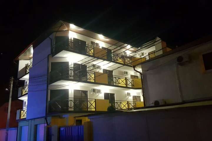 Hotel 3 of 34