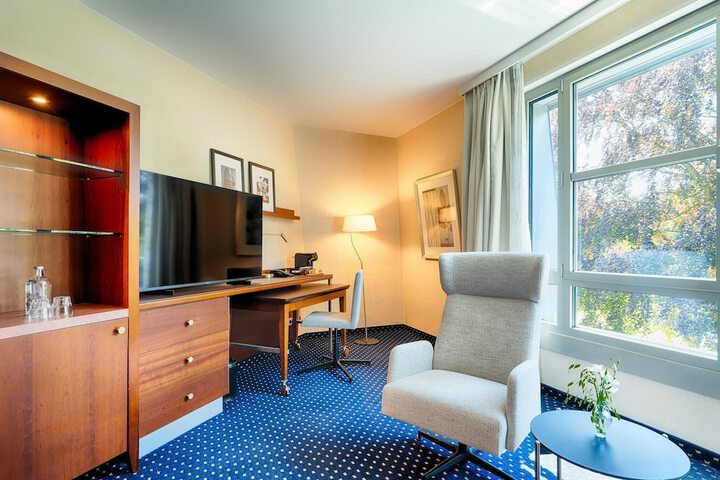 Room 75 of 116