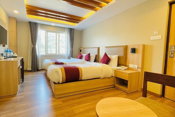 Room 14 of 24