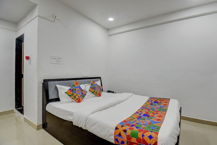 Room 8 of 22