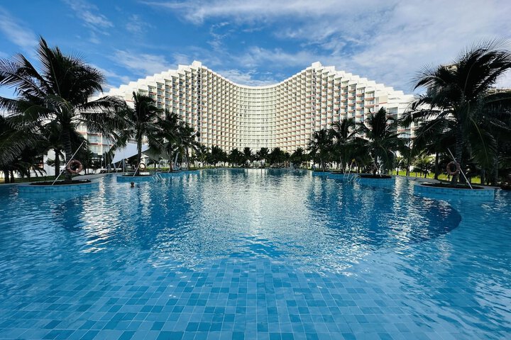 Hotel 68 of 71