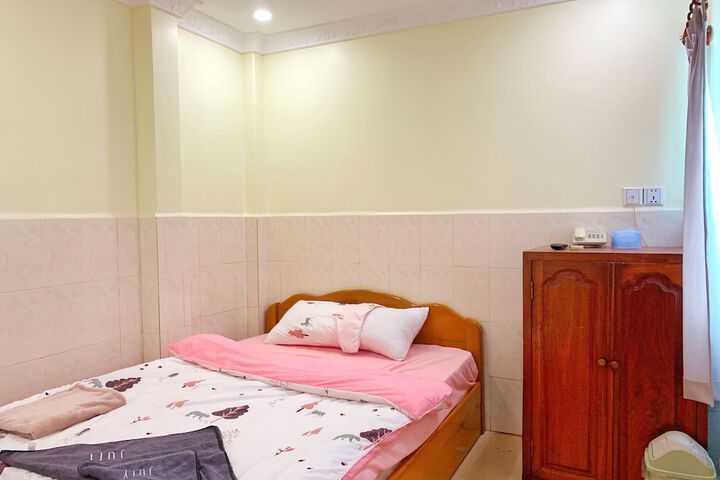 Room 26 of 62