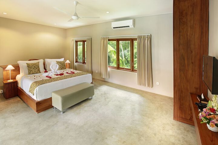 Room 9 of 52