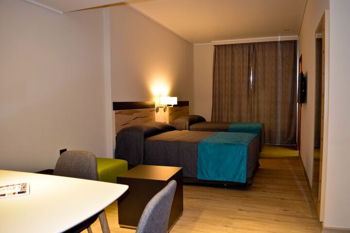 Room 17 of 50