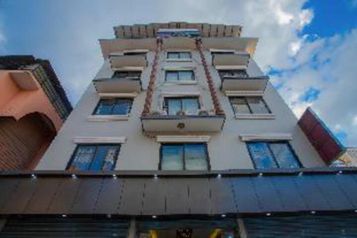OYO 172 Hotel Deepshree