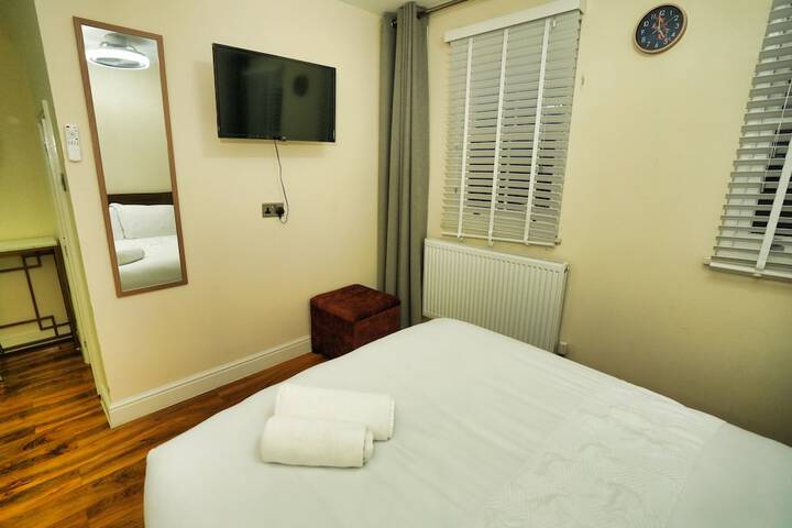 Room 55 of 121