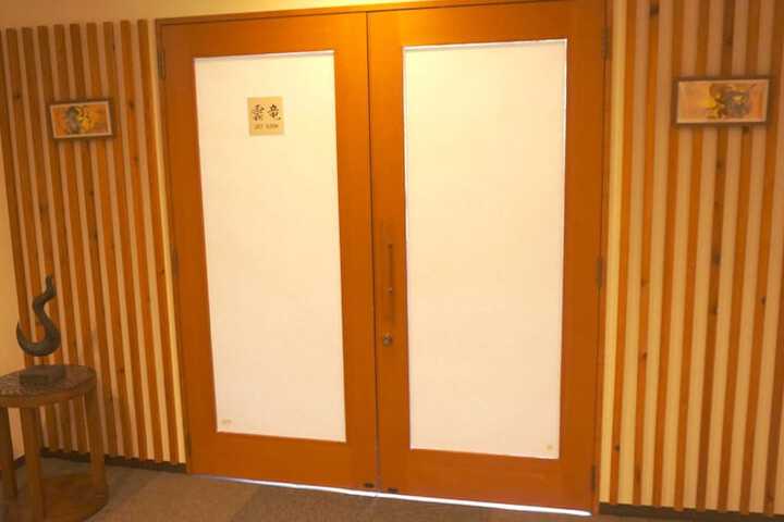 Room 30 of 91