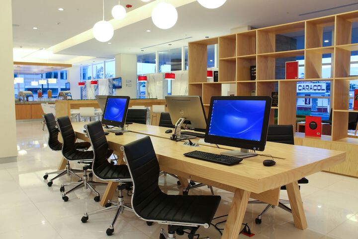 Business Center 50 of 52