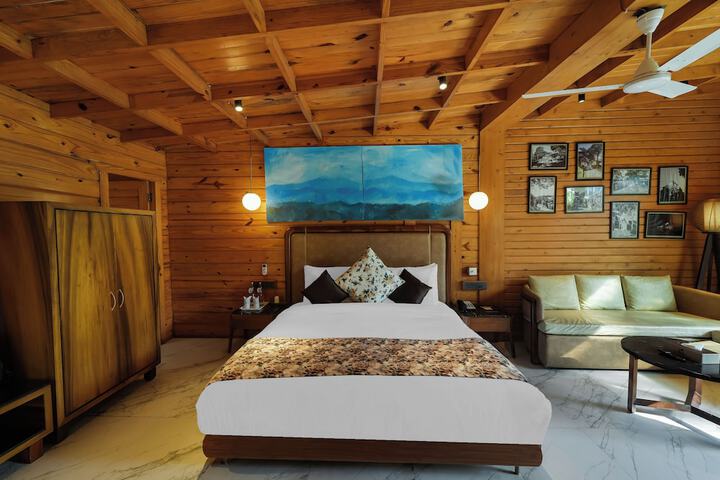 Room 57 of 297