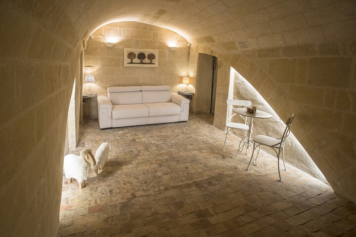 Room 5 of 39