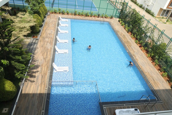 Pool 39 of 97