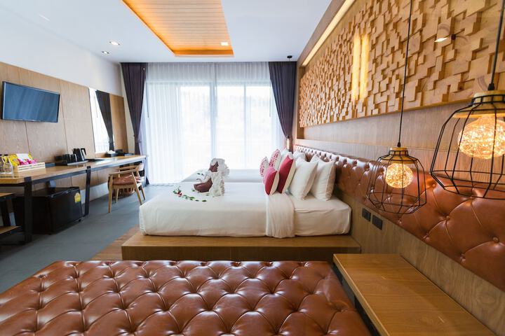 Room 25 of 118