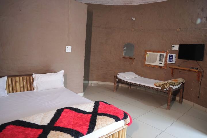 Room 17 of 48