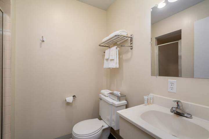 Room 16 of 17