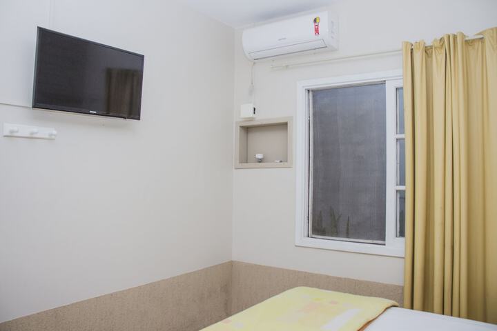 Room 8 of 39