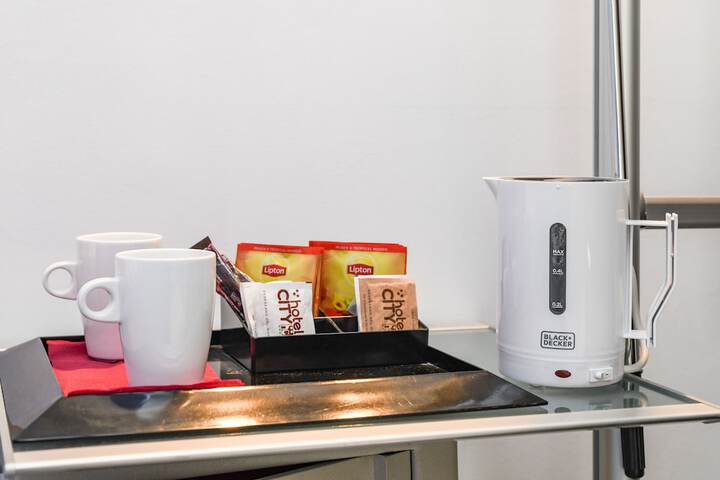 Breakfast/Coffee Service 25 of 43