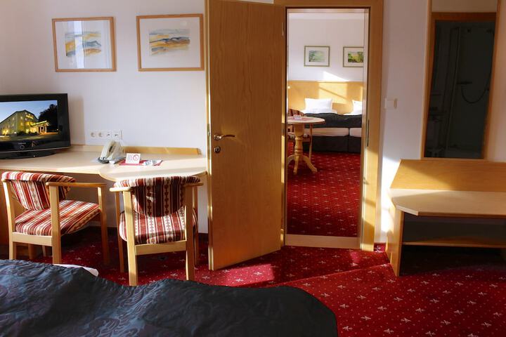 Room 15 of 64