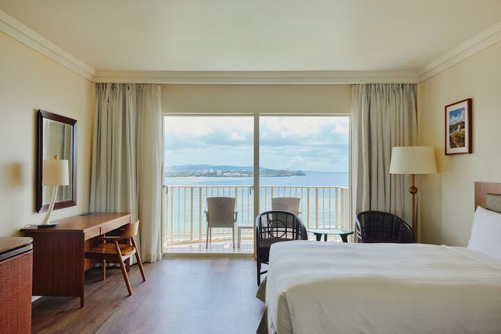 Room 51 of 226