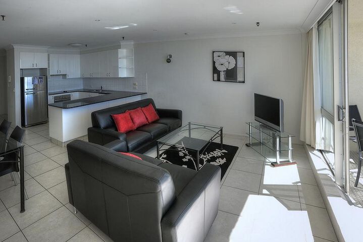 Room 4 of 37