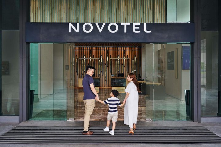 Hotel Interior 58 of 112