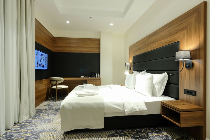 Room 45 of 103