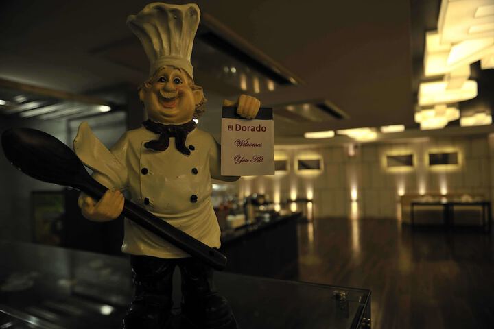 Dining 46 of 60
