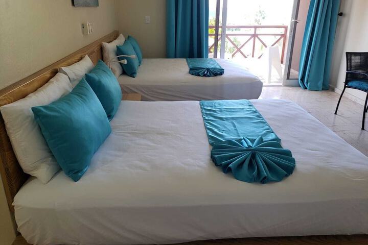 Room 14 of 48