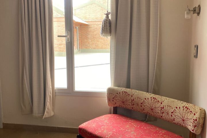 Room 45 of 136